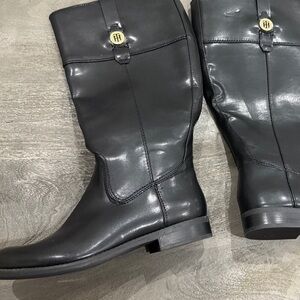 Tommy Hilfiger black riding boots NWOT size 8